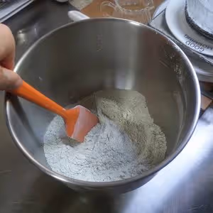 抹茶蔓越莓軟歐包
