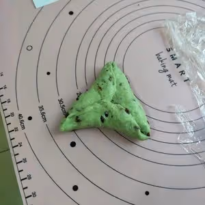 抹茶蔓越莓軟歐包