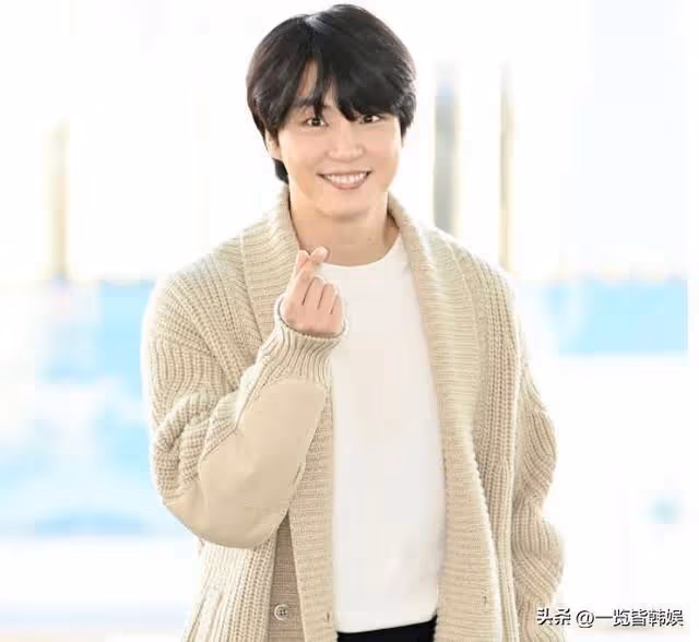 尹施允機場照被指「發麵」出演家庭劇咖位下降？曾與朴信惠傳緋聞