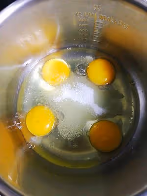童年的老式雞蛋糕       （無油無水低糖）