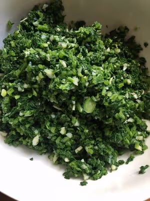 媽媽味道的蘿蔔纓燙麵包子