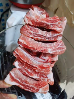 蜜汁烤肋排🍖（煮後再烤版）
