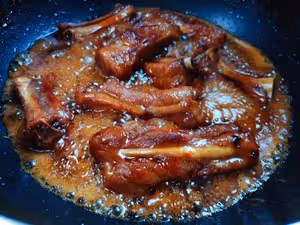 蜜汁烤肋排🍖（煮後再烤版）