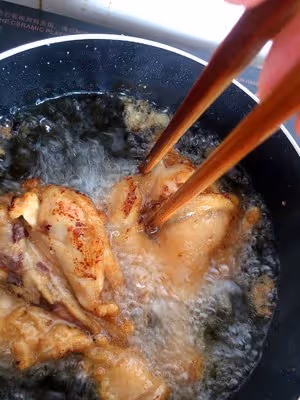 香酥香骨雞腿(˶‾᷄ ⁻̫ ‾᷅˵)