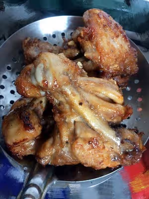 香酥香骨雞腿(˶‾᷄ ⁻̫ ‾᷅˵)