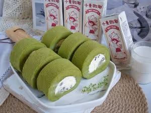 🌈卷不裂的～抹茶蜜豆蛋糕卷
