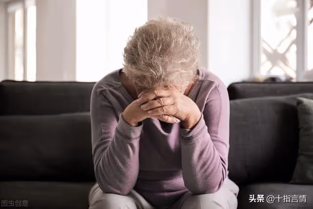晚年找女婿養老三年，存款給了大半，猛然醒悟：該做好三個準備的