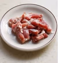 芹菜炒肉