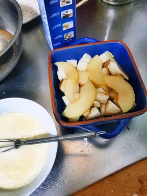 肉桂蘋果吐司布丁