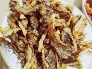 干炸蘑菇（超簡單隔餐不軟趴做法，香酥到沒朋友）
