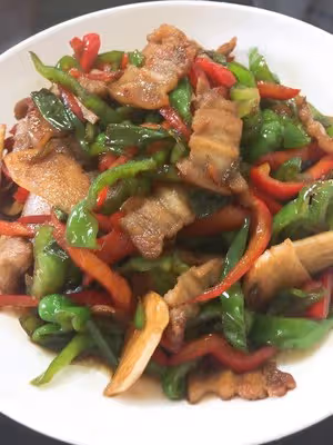 青椒小炒五花肉