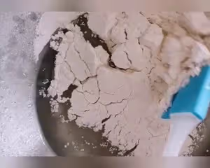 不塌不回縮的戚風蛋糕胚（後蛋法）