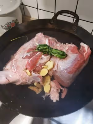 家常滷牛腱子肉