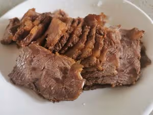 家常滷牛腱子肉