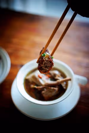 羊肚菌釀肉
