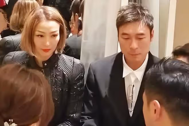 愛有多深恨就有多深，鄭秀文送許志安十字架蛋糕，是警示還是無意