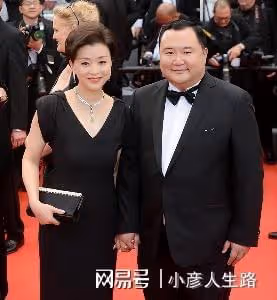 楊瀾，離開央視奔赴愛情，嫁富豪生一子一女，如今家庭幸福事業旺