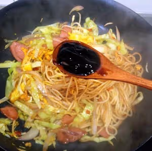 中式炒意面