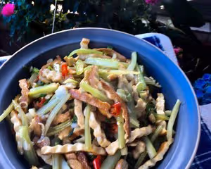 芹菜炒香乾+太太樂鮮雞汁快手菜