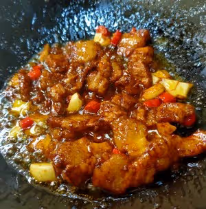 秋季美味紫扁豆燒五花肉