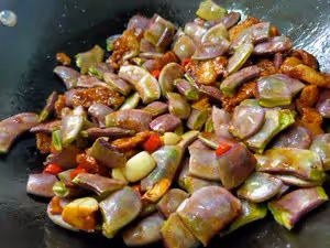 秋季美味紫扁豆燒五花肉