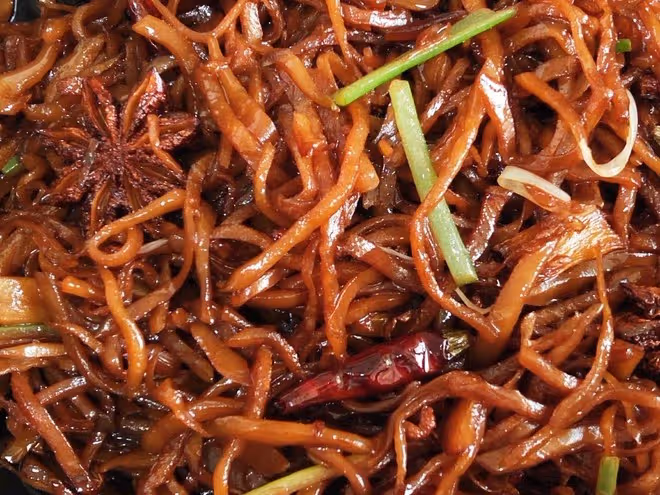 比炒菜好吃的油炒小鹹菜