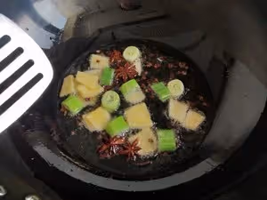 比炒菜好吃的油炒小鹹菜