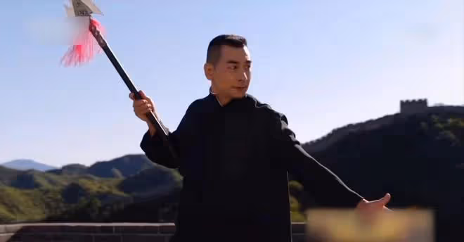 趙文卓重回《披哥2》舞台，耍火刀看呆蘇有朋，真功夫燃爆全場
