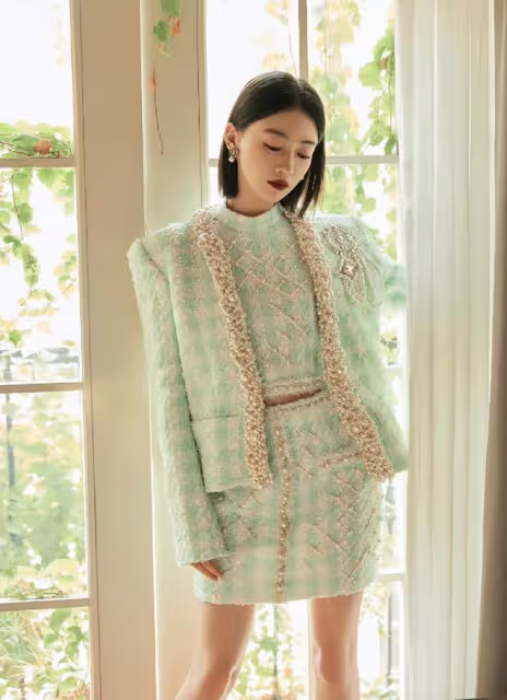 金鷹節開幕式：朱迅臉僵，孫怡美爆全場，沈夢辰長腿又直又白