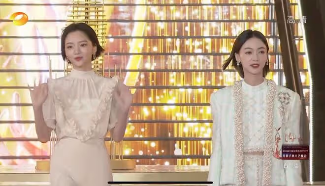 金鷹節開幕式：朱迅臉僵，孫怡美爆全場，沈夢辰長腿又直又白