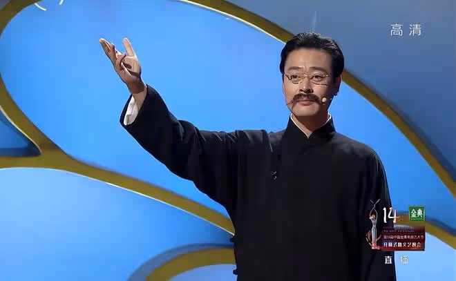 金鷹節開幕式：朱迅臉僵，孫怡美爆全場，沈夢辰長腿又直又白