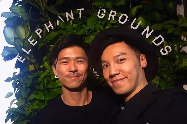 仍有戲癮！香港知名富二代曝有興趣拍同性戀人劇，因年齡大感尷尬