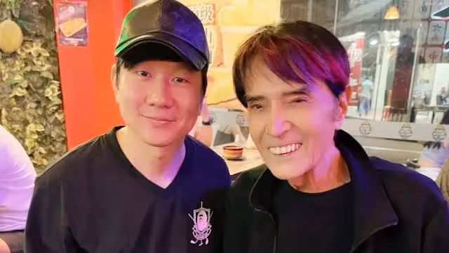 林俊傑演唱會重摔在地　經紀公司曝傷勢