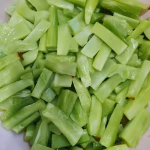 腌萵苣條