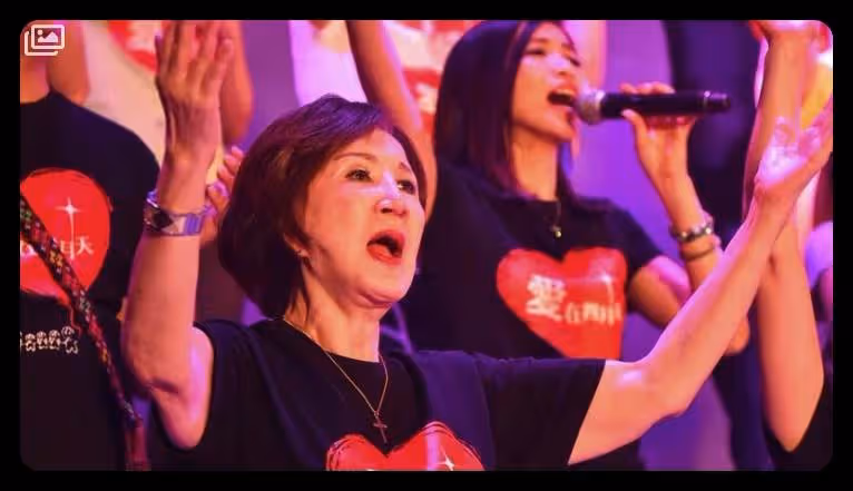 80歲金鐘視後「睡夢中安詳辭世」享壽80歲！前一天還神志清醒，晚年漸凍癥無法自理，敢愛敢恨「3婚生4子」