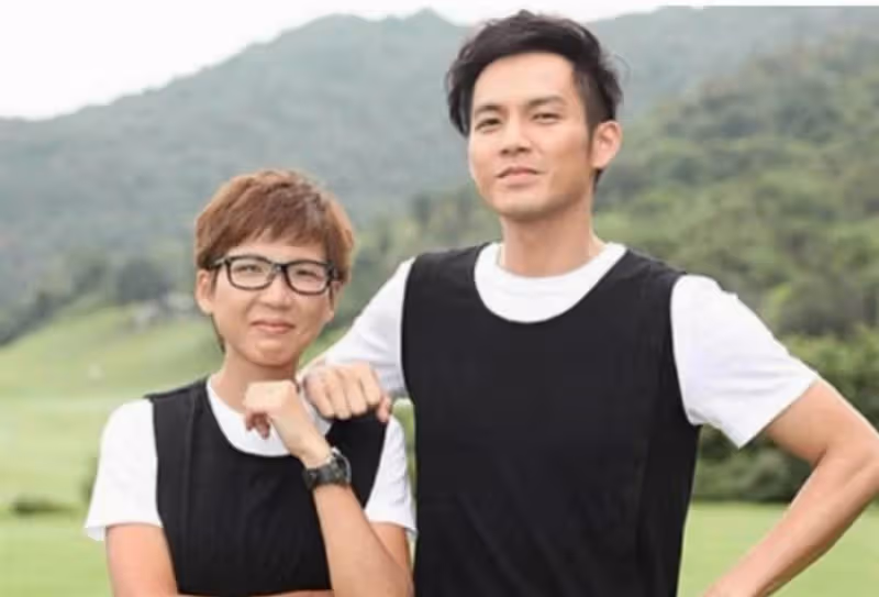 同一個爸媽的明星「兄弟姐妹」，這長相差距不是一般的大，網友：確定是同父母嗎