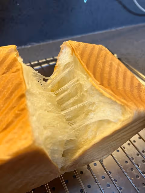 超簡單吐司（純手工）