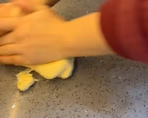 超簡單吐司（純手工）