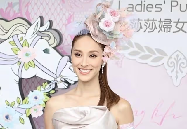 恭喜！TVB知名女星被傳懷第三胎，腹部微微凸起孕味足
