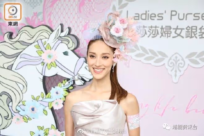 最美現役港姐懷第三胎？陳凱琳肚凸凸表示是幸福肥