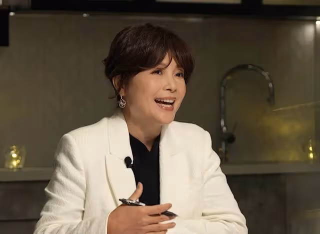 TVB前知名女星再現熒幕！氣質幹練狀態凍齡，嫁富商成公司副總裁