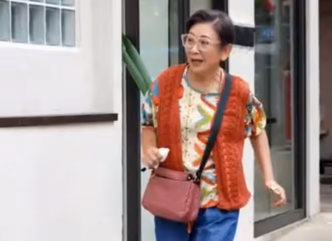 73歲老戲骨拒絕跟女兒移民！直言生長的地方最好，寧願住養老院