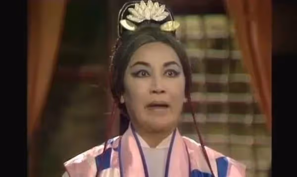 曾出演滅絕師太！她是華語影壇「巨星母親」　卻因吃飯噎住「被2家醫院拒收」不幸離世