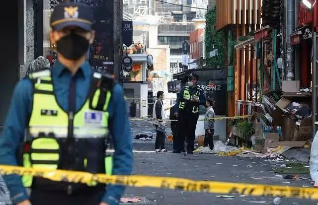 「KPOP NEWS」梨泰院踩踏事件兇手疑現身丨成人女星竟上新戀藝