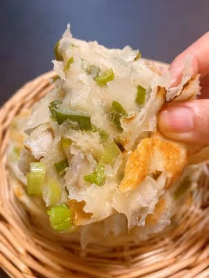 蔥香味十足的蔥花餅