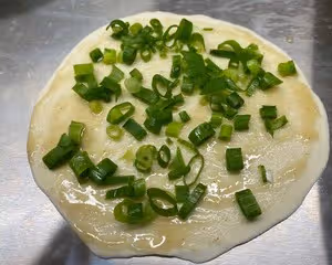 蔥香味十足的蔥花餅