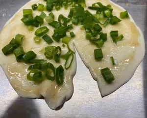 蔥香味十足的蔥花餅