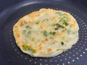 蔥香味十足的蔥花餅