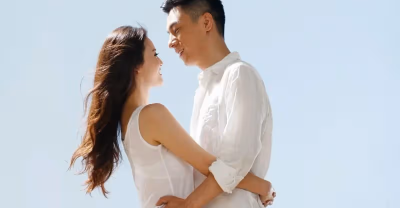 滿月宴,爺奶給二百,外公外婆給二萬,女人:200塊吃滿月酒,真做得出