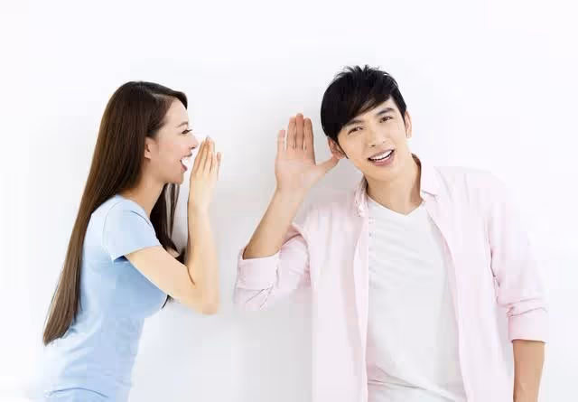 滿月宴,爺奶給二百,外公外婆給二萬,女人:200塊吃滿月酒,真做得出